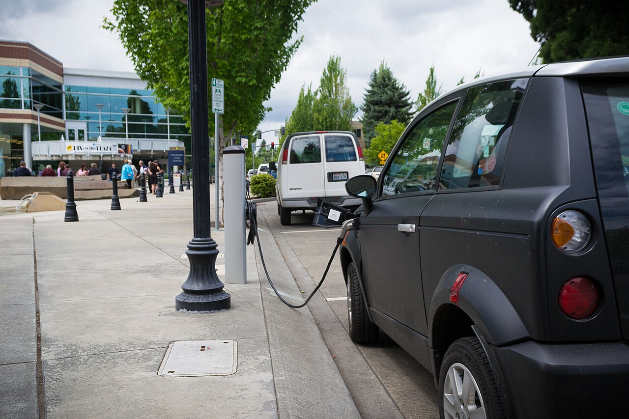 Borne de recharge pour véhicule électrique